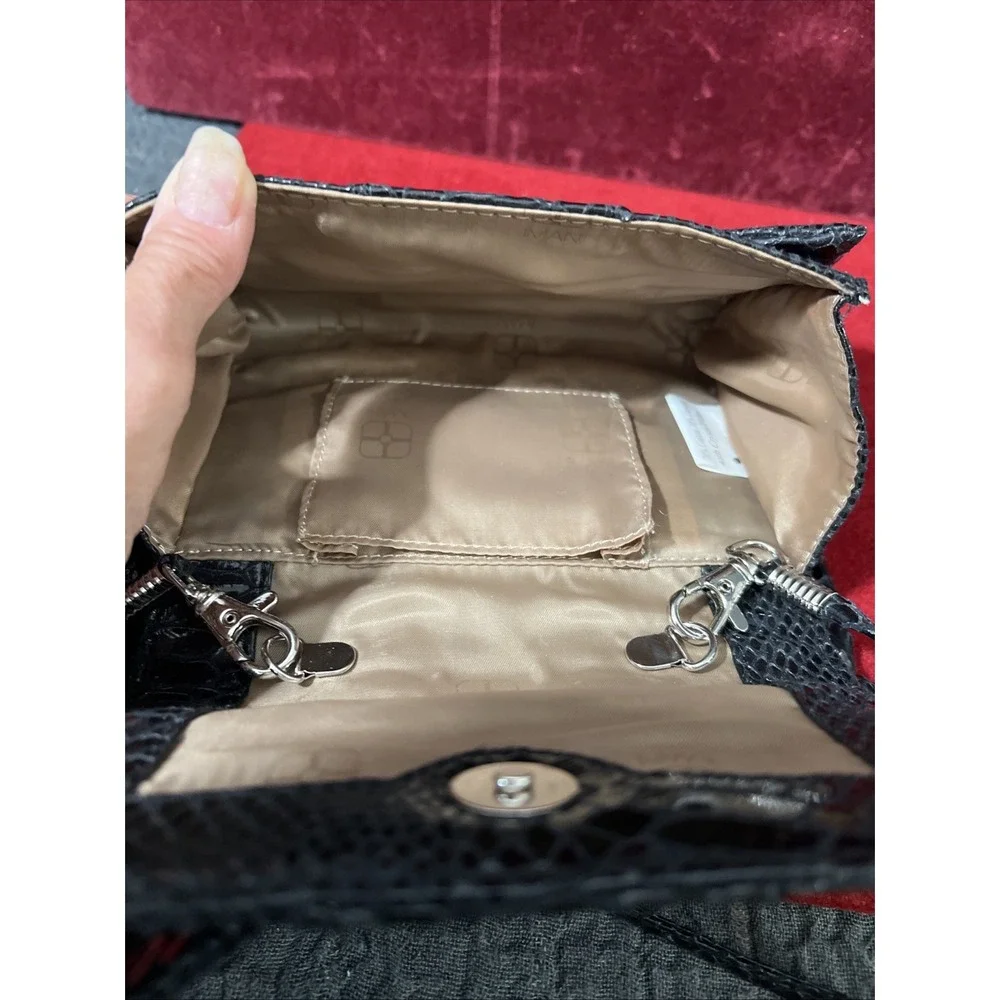 IMAN‎ Ruffle Clutch Black Purse Shoulder strap  Rhinestones Snap excellent - Picture 9 of 15